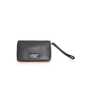 Marc Jacobs gray leather wristlet wallet
